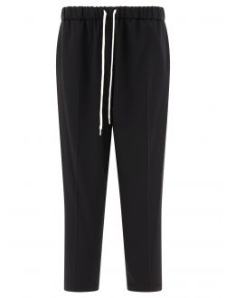 Sport trousers with contrasting drawstring