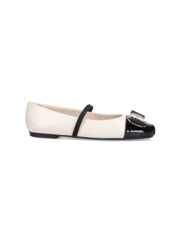 Ferragamo Flat shoes White