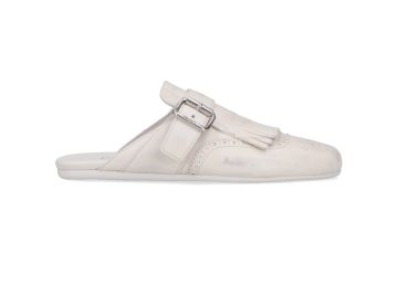 صنادل برادا بيضاء