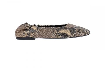 Dries Van Noten Flat shoes Beige