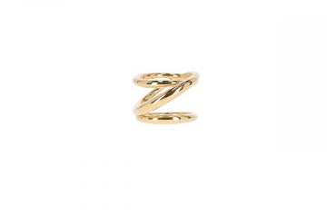 شارلوت شيناي مجوهرات ذهبية