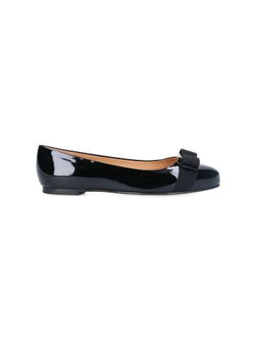 Ferragamo Flat shoes Black